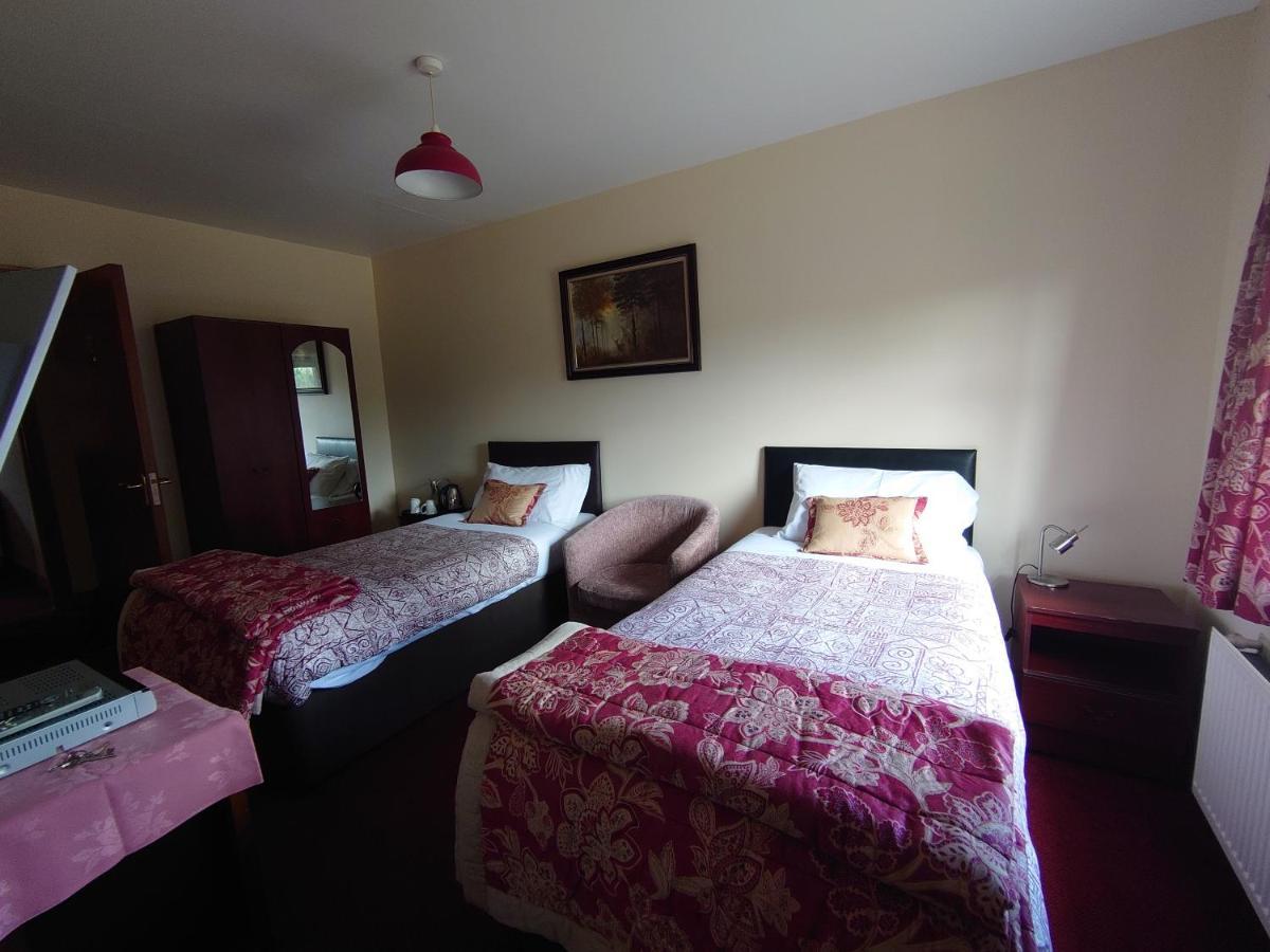 Town Clock Guesthouse 多尼戈尔 外观 照片