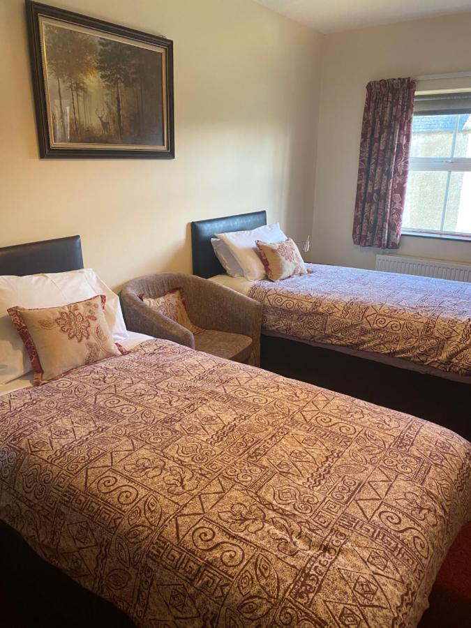 Town Clock Guesthouse 多尼戈尔 外观 照片